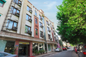 Hotel Blessings On road Near New Delhi Railway Station